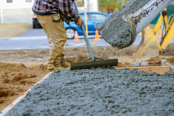 Best Affordable Concrete Contractor  in Maple Grove, MN