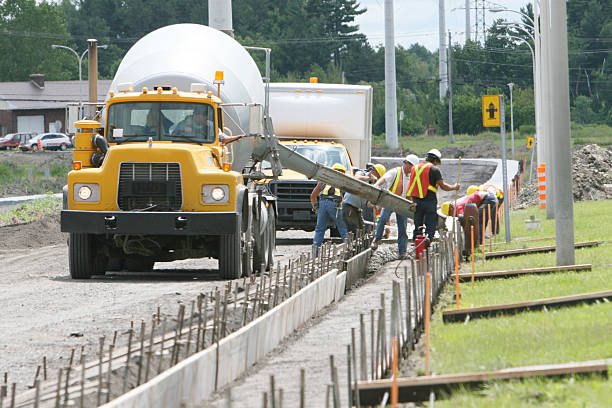 Best Concrete Sidewalk Installation  in Maple Grove, MN